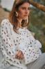 Studio_Anneloes_Amarey_flower_pullover_off_white_Hilnetta_s