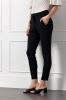 Studio_Anneloes_Essentials_Startup_summer_trousers_back_Hilnetta_s