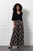 Studio_Anneloes_Fiore_vneck_t_shirt_black_Hilnetta_s_2