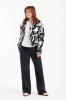 Studio_Anneloes_Kaat_stepped_bomber_kit_dark_blue_Hilnetta_s_3