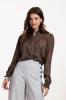 Studio_Anneloes_Lourdes_brench_blouse_bronze_light_grey_More_of_Me