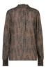 Studio_Anneloes_Lourdes_brench_blouse_bronze_light_grey_More_of_Me_2