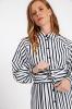 Studio_Anneloes_Mira_stripe_blouse_off_white_dark_blue_More_of_Me_2