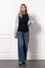 Studio_Anneloes_Yippa_bonded_gilet_dark_blue_Hilnetta_s_1