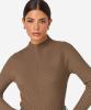 _Kinzy_Top_dark_utility_Hilnetta_s_3