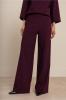 Studio_Anneloes_Essentials_Lexie_bonded_trousers_blackberry_Hilnetta_s