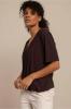 Studio_Anneloes_Vicky_shirt_espresso_Hilnetta_s