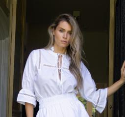 Amaya_Amsterdam_Nonna_Blouse_White_Hilnetta_s