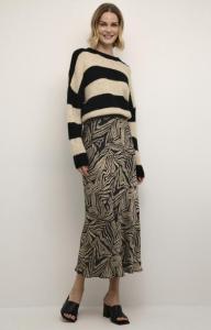 Culture_Vilma_skirt_black_More_of_Me_3