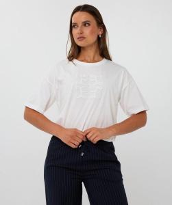 Esqualo_T_shirt_wide_monogram_wit_Hilnetta_s