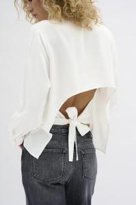 My_Essential_Wardrobe_Estelle_knot_shirt_snow_white_More_of_Me_1