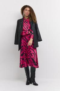 My_Essential_Wardrobe_Eve_long_dress_love_potion_pink_More_of_Me