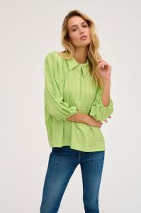 My_Essential_Wardrobe_Halna_blouse_sap_green_More_of_Me