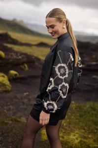 Nukus_Fiene_Jacket_Embroidery_black_Hilnetta_s