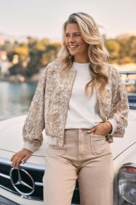 Nukus_Ginny_Bomber_Paillet_sand_Hilnetta_s