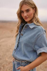Nukus_Jessie_Blouse_Bleached_Denim_Hilnetta_s_3