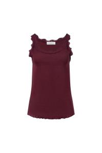 Nukus_Maddie_Singlet_Lace_Cherry_Hilnetta_s