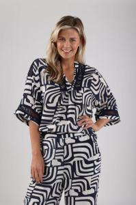 Nukus_Nina_Top_Off_White_Navy_Hilnetta_s