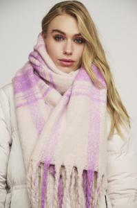 Rino___Pelle_Aria_Scarf_Powder_Orchid_Hilnetta_s
