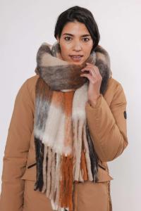 Rino___Pelle_Scarf_Russet_check_Hilnetta_s