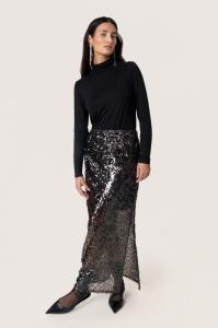 Soaked_in_luxury_Cochella_sequins_skirt_dark_chocolate_Hilnetta_s
