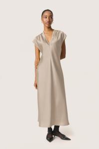 Soaked_in_luxury_Liva_Midi_Dress_Ancient_Scroll_Hilnetta_s