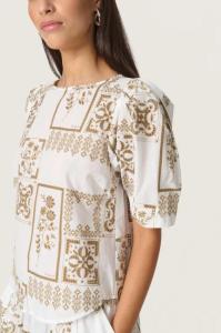 Soaked_in_luxury_Reesha_Blouse_Broken_White_Hilnetta_s_1