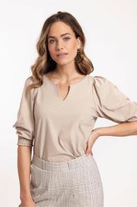 Studio_Anneloes_Bailey_top_cappuccino_More_of_Me_1