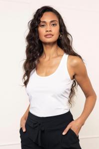 Studio_Anneloes_Basics_Nova_top_white_More_of_Me