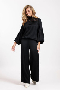 Studio_Anneloes_Chica_satin_trousers_black_More_of_Me_3