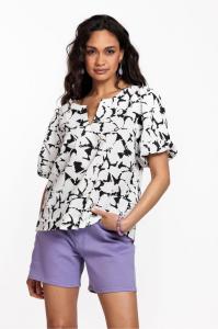 Studio_Anneloes_Clau_seersucker_clover_blouse_white_black_More_of_Me_4