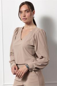 Studio_Anneloes_Essentials_Les_top_latte_Hilnetta_s
