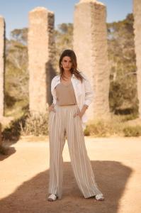 Studio_Anneloes_Fardeau_gold_stripe_trousers_latte_Hilnetta_s_5