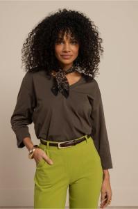 Studio_Anneloes_Fiore_LS_t_shirt_new_army_Hilnetta_s