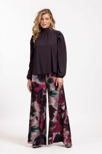 Studio_Anneloes_Izla_ls_top_aubergine__More_of_Me_1