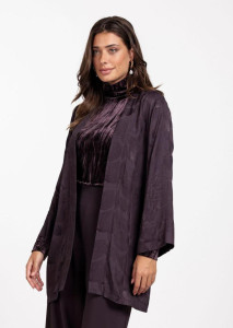 Studio_Anneloes_Kara_jacquard_kimono_aubergine_More_of_Me_3