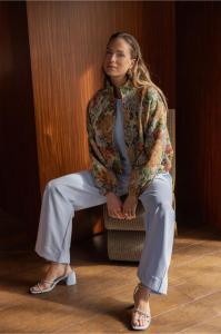 Studio_Anneloes_Luz_twill_trousers_pastel_blue_Hilnetta_s