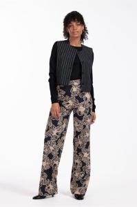 Studio_Anneloes_Marilon_flower_trousers_black_latte_Hilnetta_s_3