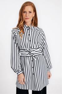 Studio_Anneloes_Mira_stripe_blouse_off_white_dark_blue_More_of_Me