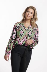 Studio_Anneloes_Parker_paint_blouse_pink_light_green_More_of_Me_4