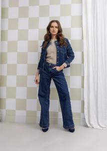 Studio_Anneloes_Rose_wide_leg_denim_trousers_mid_jeans_More_of_Me_5