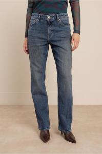 Studio_Anneloes_Sage_straight_denim_trousers_Hilnetta_s