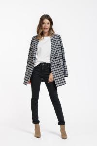 Studio_Anneloes_Tamara_check_blazer_black_off_white_More_of_Me_3