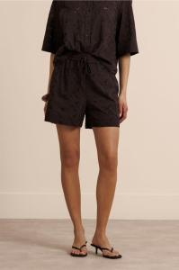 Studio_Anneloes_Zena_broderie_shorts_Hilnetta_s_3