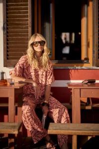 Tramontana_Balloon_Sleeve_top_Leaf_Luxe_Hilnetta_s_4