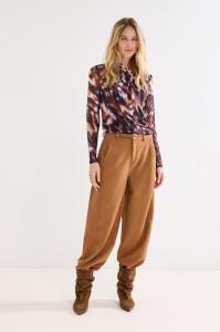 Tramontana_Tailored_Barrel_fit_Trousers_Cinnamon_Melange_Hilnetta_s_2